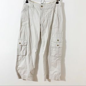Columbia Cotton Capris Cargo Hiking Pants Flap Cargo and Back Pockets Light Tan